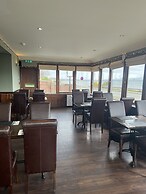 Tuckers Inn