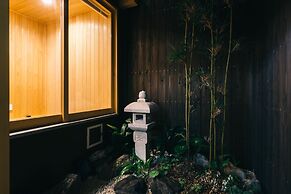 Miro Kujo Kawaramachi Tei
