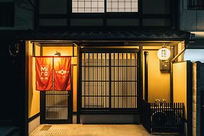 Miro Shichijo Hanabatakecho Tei