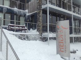 Snowstay at Heidi's
