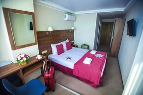 Milot Hotel