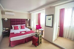 Milot Hotel
