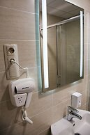 Milot Hotel
