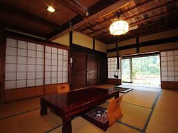 Iyanoyado Kazuraya
