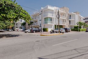Pelicanos Condominium by ChezPlaya