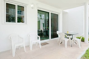 Pelicanos Condominium by ChezPlaya