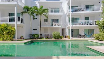 Pelicanos Condominium by ChezPlaya