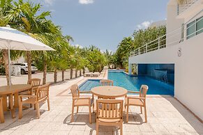 Rioja Playacar by ChezPlaya