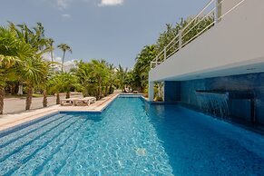 Rioja Playacar by ChezPlaya