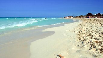 Rioja Playacar by ChezPlaya