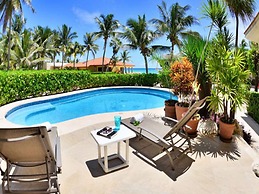 Mar y Sol Villa by ChezPlaya