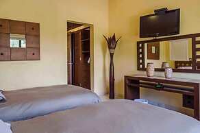 Hermosa Mayette Villa by ChezPlaya