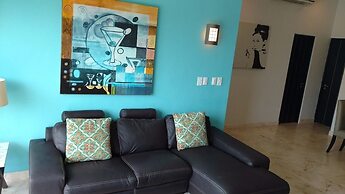 Vista Condominium by ChezPlaya