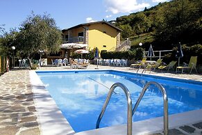 Taki Village Hotel