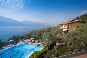 Taki Village Hotel