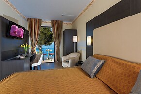 Taki Village Hotel