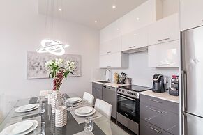 Parc Avenue Residence Mile End