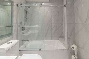 Parc Avenue Residence Mile End