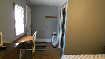 Mile Inn Motel