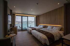 Masan Tourist Hotel