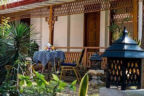 Lawkanat Hotel