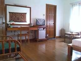 Lawkanat Hotel