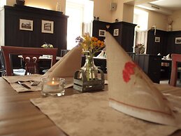 Hotel & Restaurant bei Zwillings