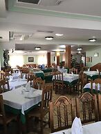 Hostal Restaurante Los Chopos