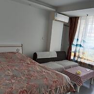 Dalian Xiuzhu Building Apartment
