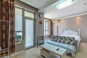 Dalian Xiuzhu Building Apartment