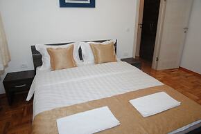 Hotel Cruiser