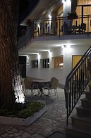 Hotel Sayonara