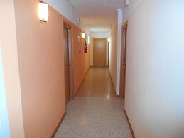 Hotel Sayonara