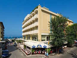 Hotel Trevi