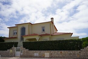 Wallis Villa