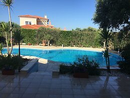 Wallis Villa