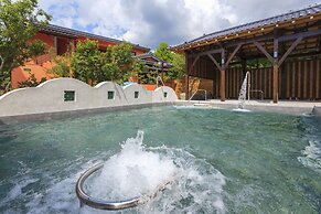 Huaman hot villa