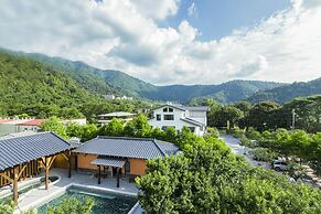 Huaman hot villa