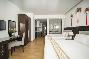 Flower Hotel