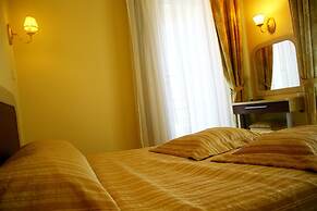 Isik Otel