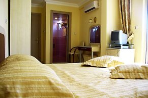 Isik Otel