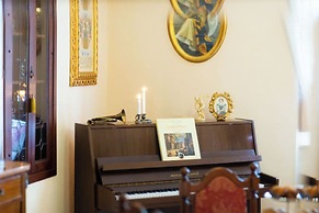 AlbergoDiffusoVolterra