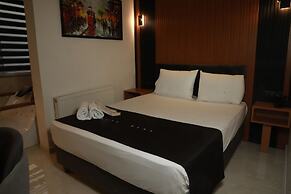 Rays Hotel