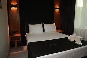 Rays Hotel