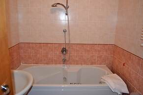 Hotel Maita