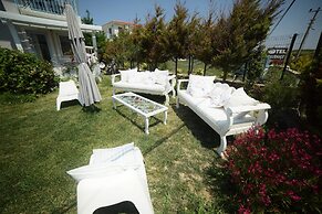Aspasia House Hotel