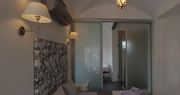 Aspasia House Hotel