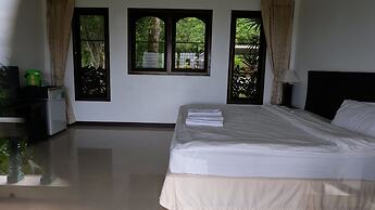 Khaolak Hillside Villa