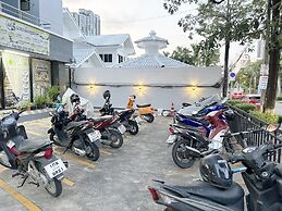 Goody Hotel