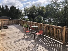 Riverside Inn
